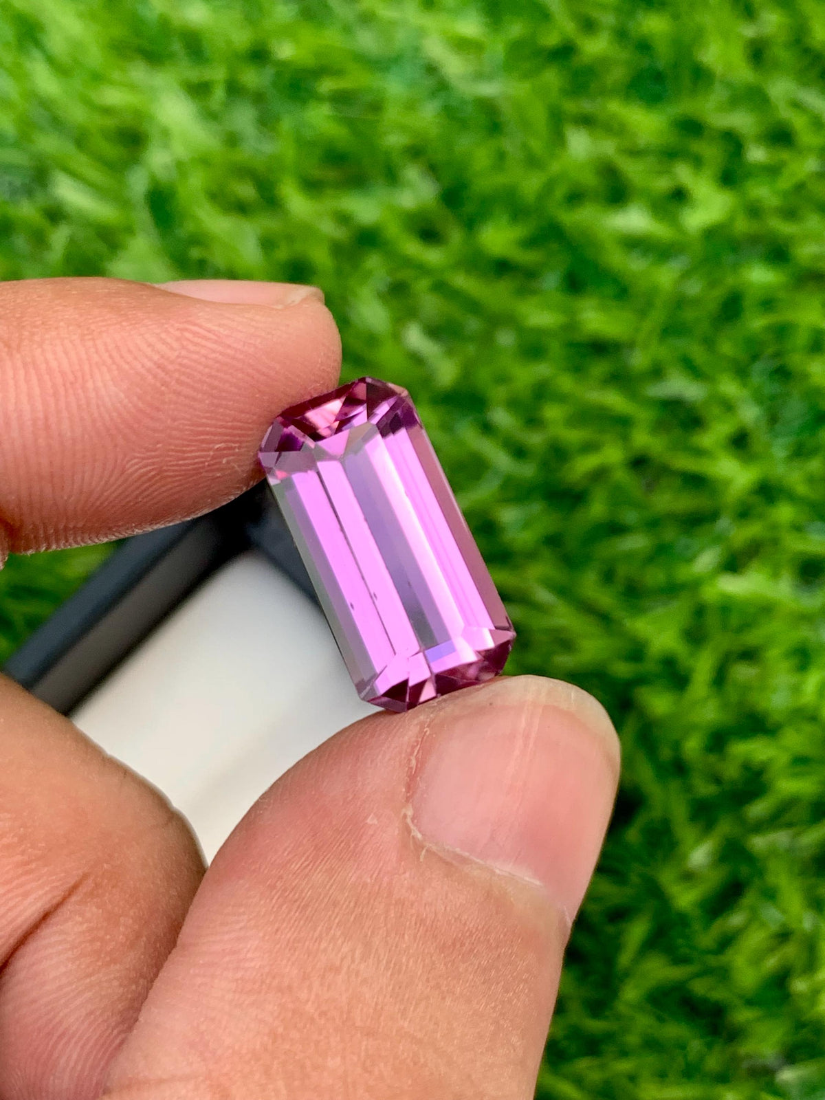 Magenta Kunzite Gemstone Necklace: Faceted Blush Pink Stone, 12.70 CT