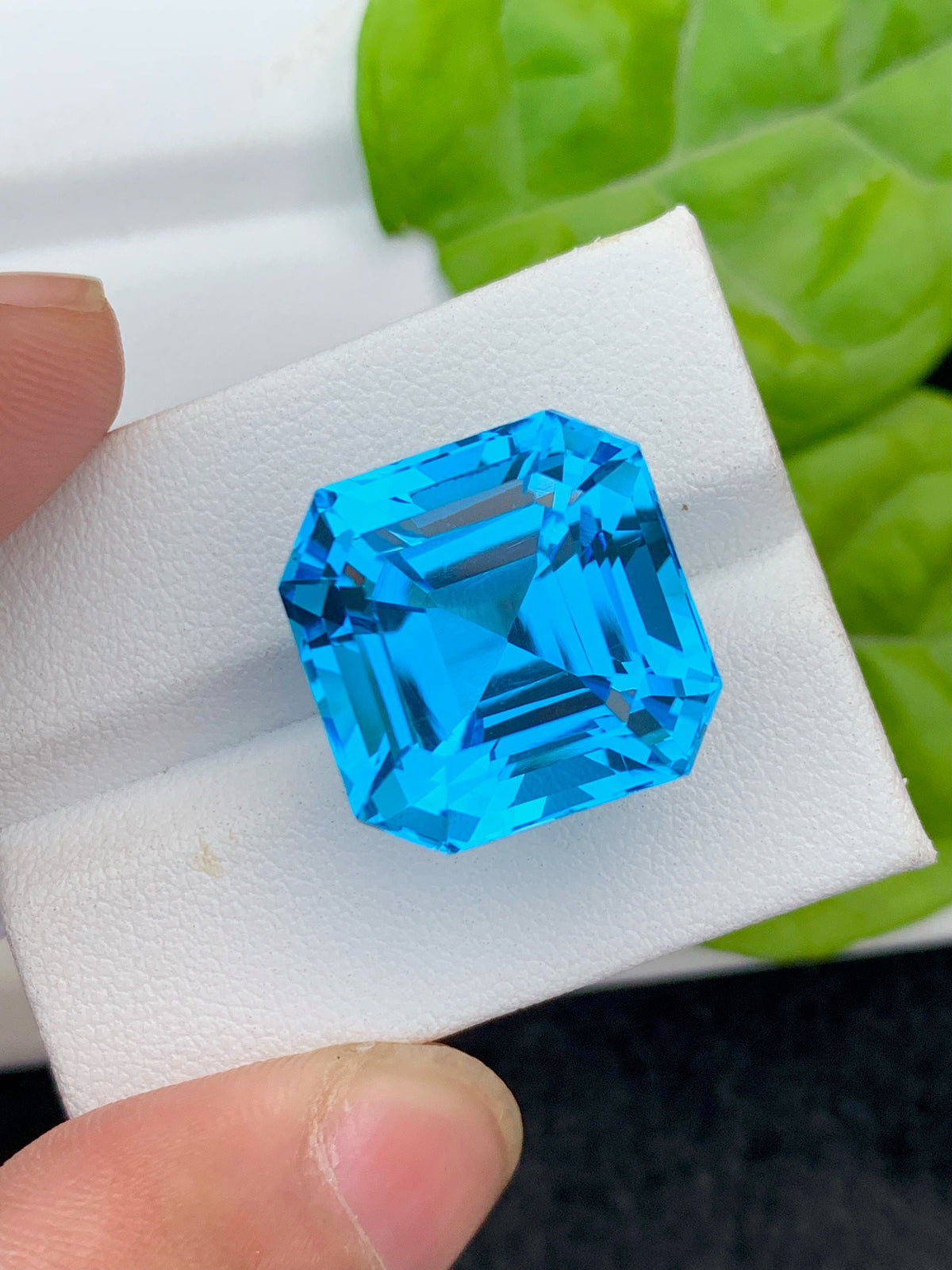 Electric Blue Topaz Gemstone: Asscher Cut, Loupe Clean, 35.35 CT
