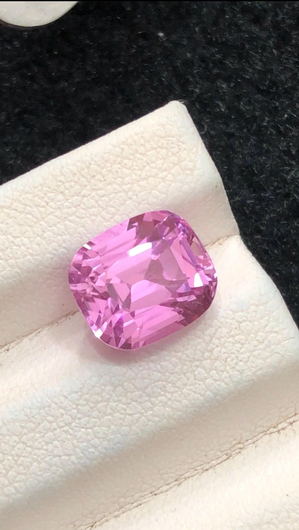 Pink Kunzite 4.45ct Cushion Cut Gemstone from Afghanistan – Elegant Pastel Pink Sparkling Gem