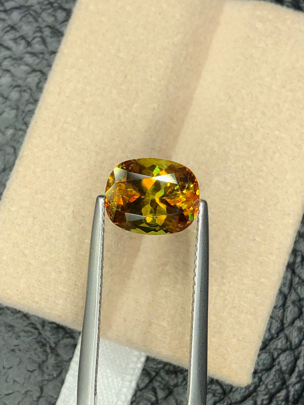 Natural Green Sphene Gemstone: Oval Cut Loose Stone, 3.35 CT