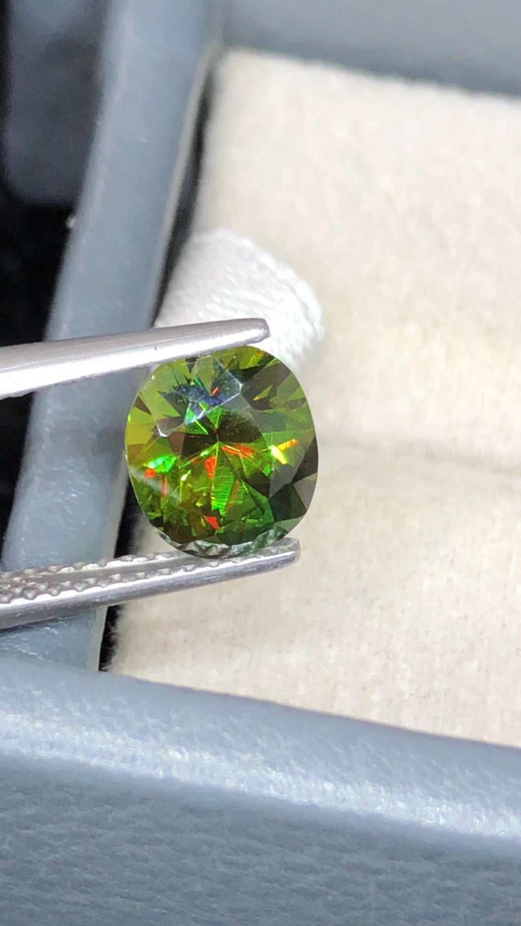 Chrome Sphene 1.70ct Round Cut From Madagascar