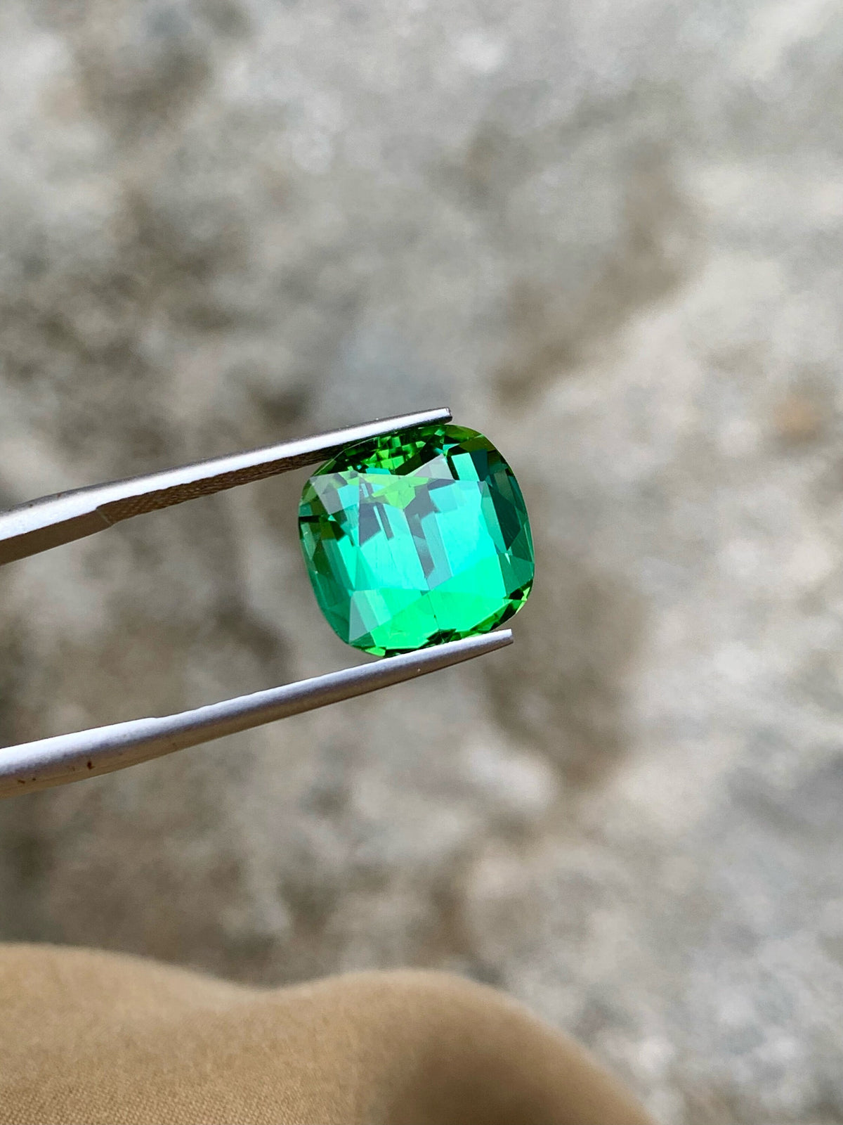 Blue Green Tourmaline Gemstone: Cushion Cut, 8.15 Carat
