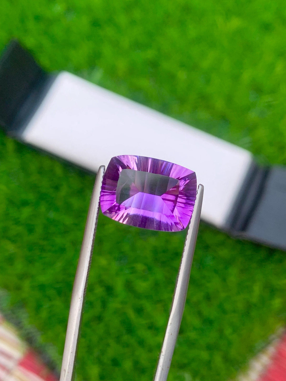 Light Purple Amethyst Gemstone: Flawless Cushion Cut, 8.75 CT