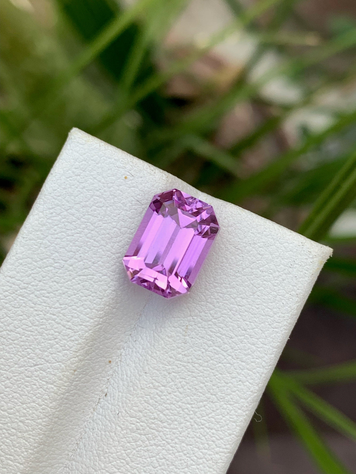 6.50 CT Lilac Kunzite Gemstone: Emerald Cut Loose Spodumene