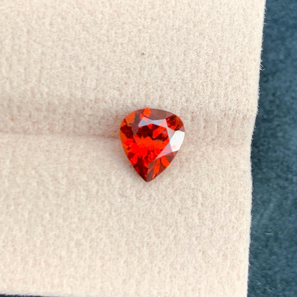 Spessartite Garnet 1.65ct Heart Shape – Vibrant Orange-Red Sparkle