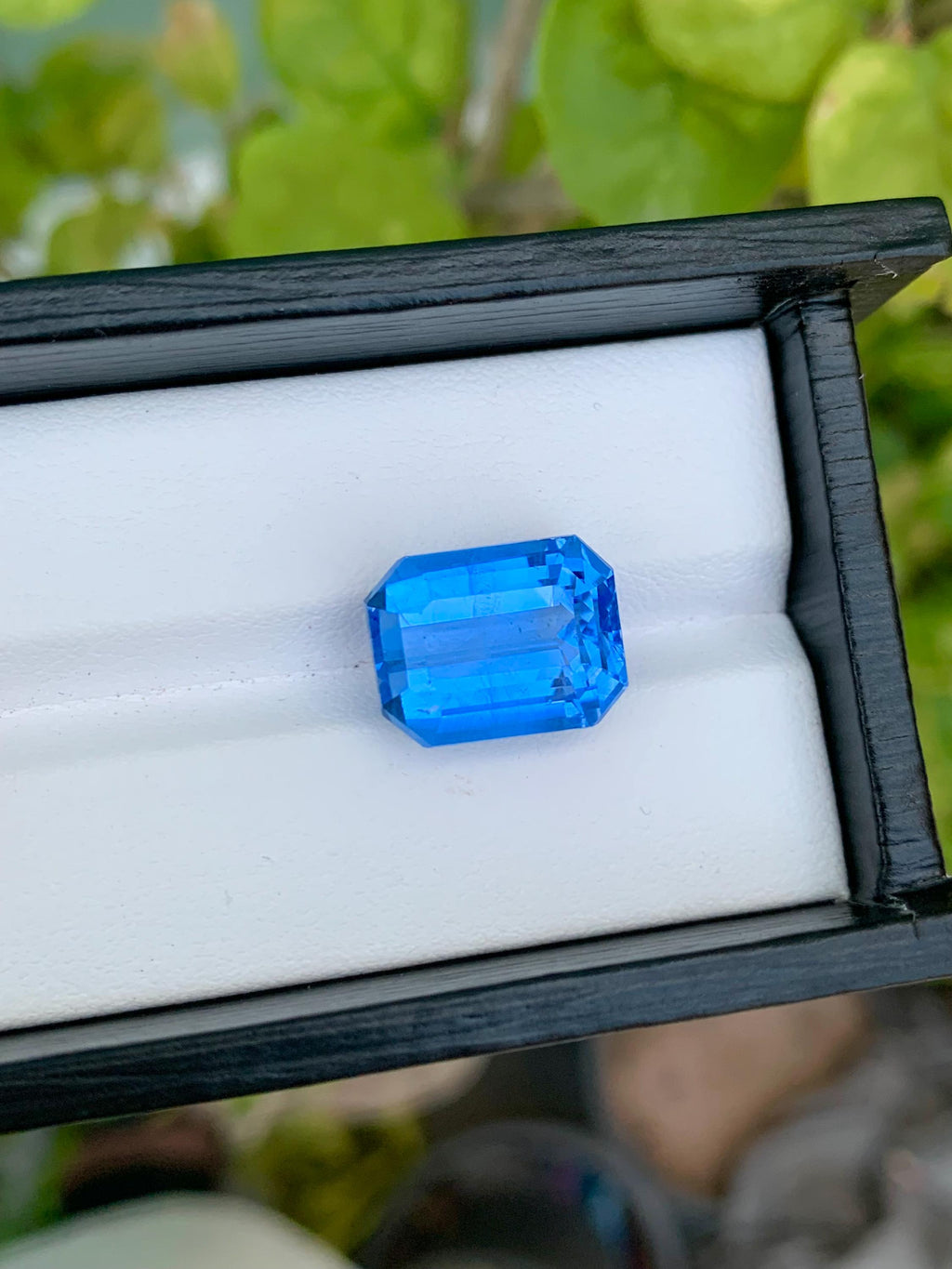 Santa Maria Aquamarine Beryl Gemstone: Emerald Cut Crystal Blue (15|12|10 MM)