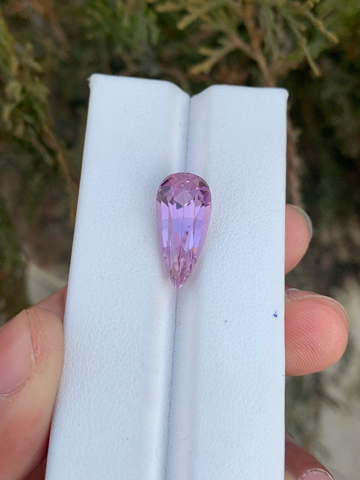 Pear Cut Pink Kunzite Gemstone: 8.55 CT Flawless Faceted Stone