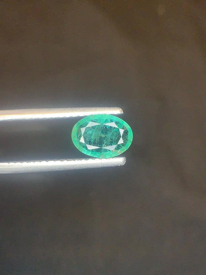 Zambia Emerald Gemstone: Natural Oval Cut, 1.50 CT