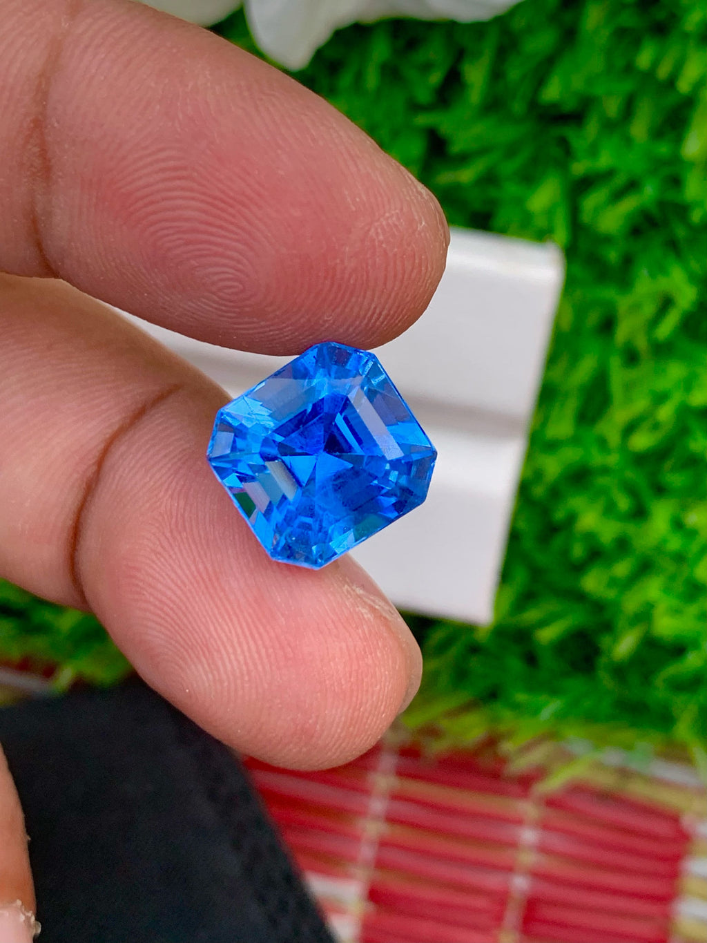 11.55 Carat Deep Blue Santa Maria Aquamarine Gemstone: Ascher Cut Loose Stone