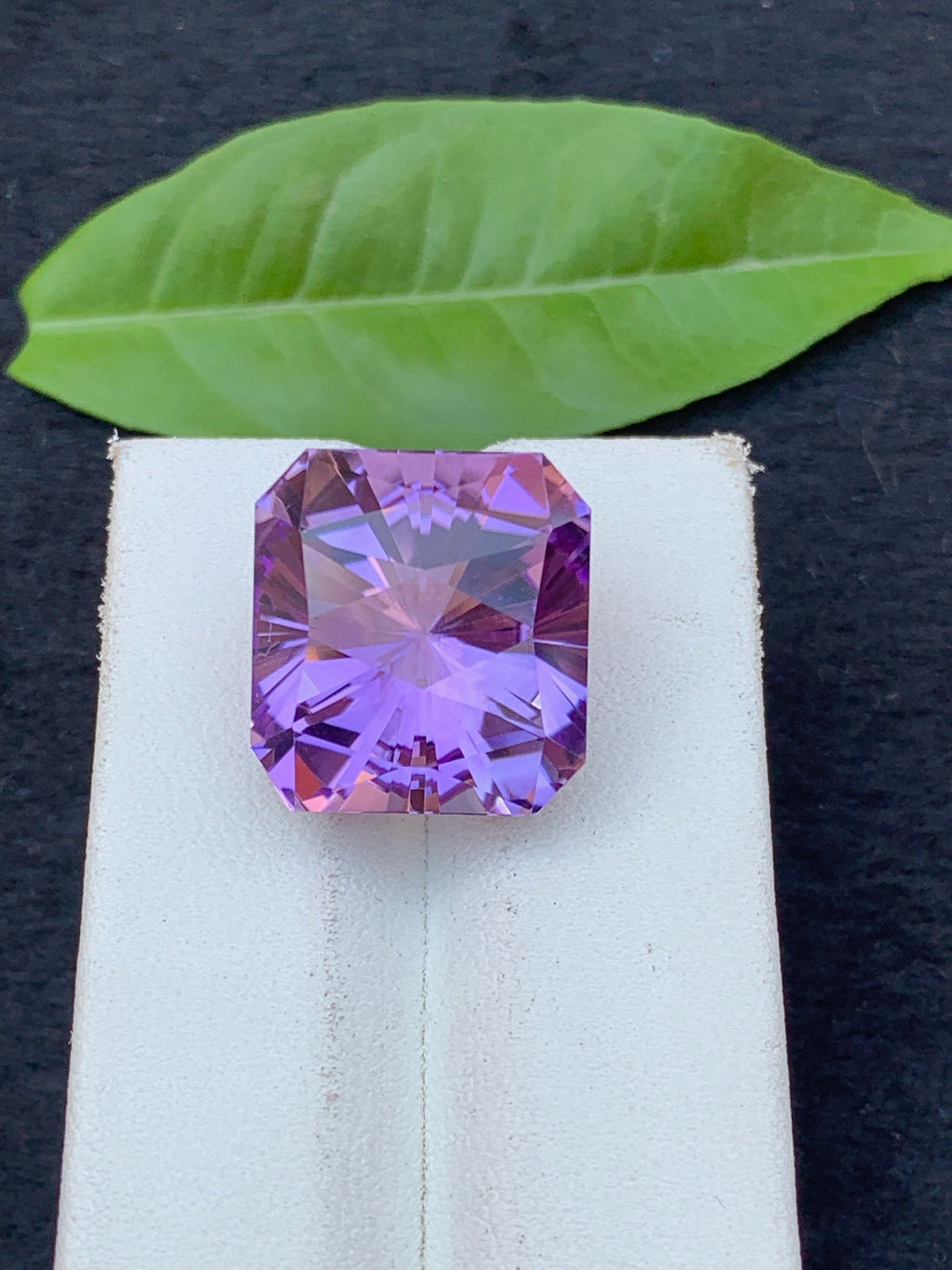 Light Purple Amethyst Gemstone: 23 CT Flawless Ascher Cut