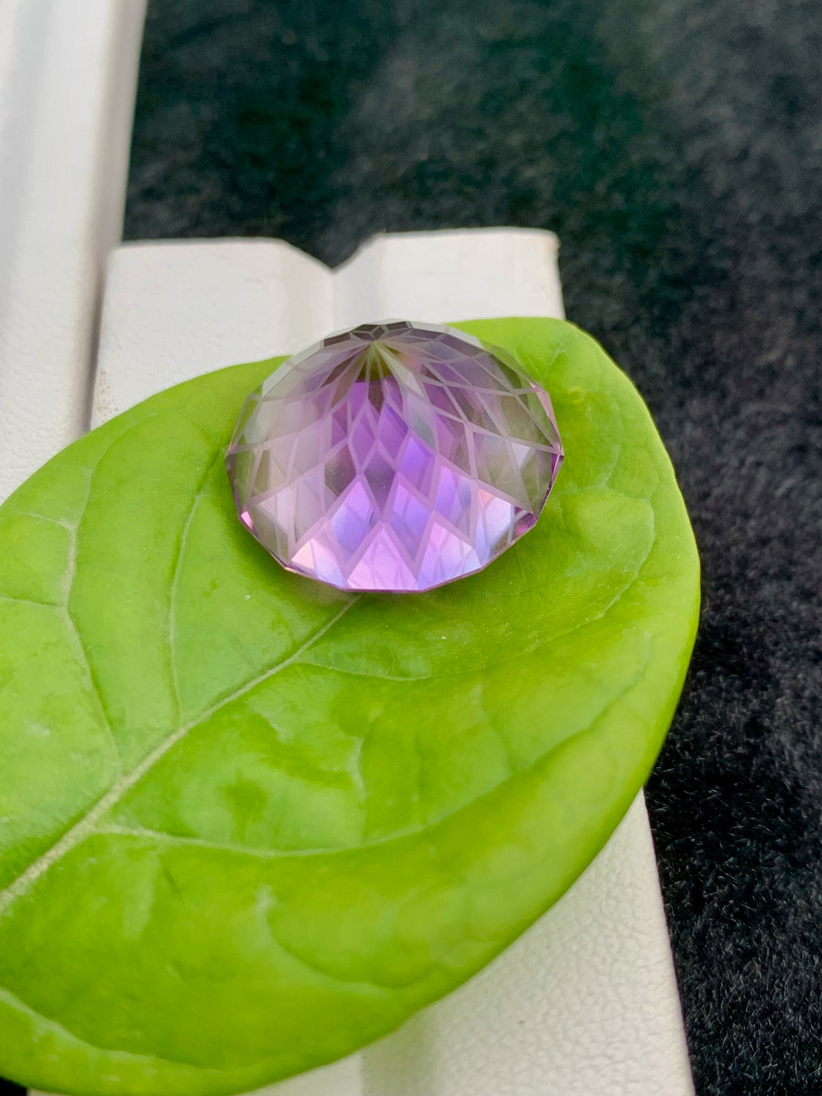 Purple Pink Amethyst Gemstone: Precision Flower Cut, Loupe Clean (29.10 CT)