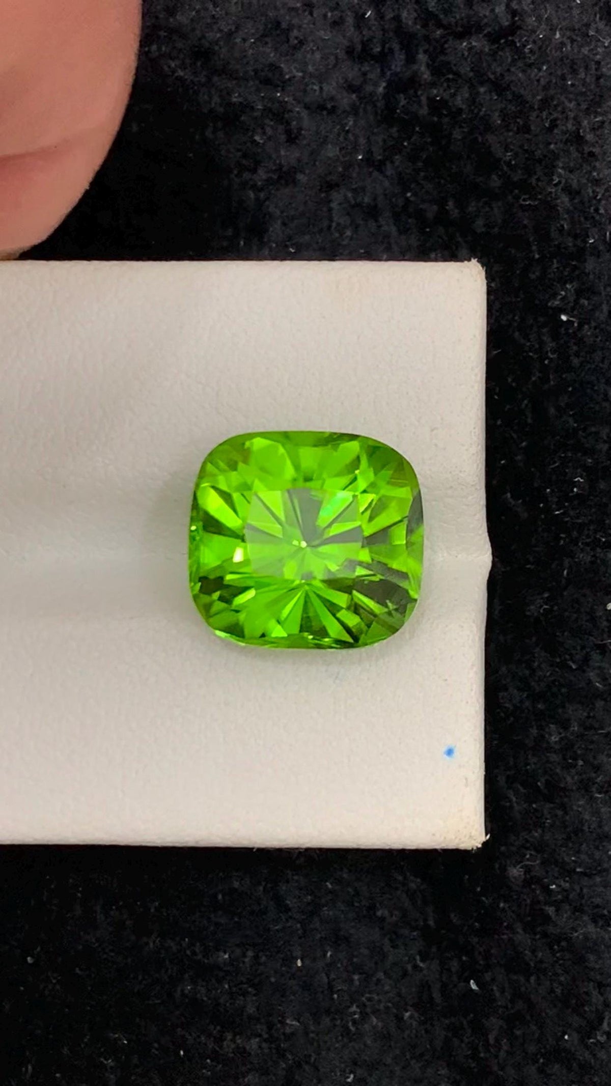 10 Carat Olive Green Peridot Gemstone: Cushion Cut, VVS Clarity