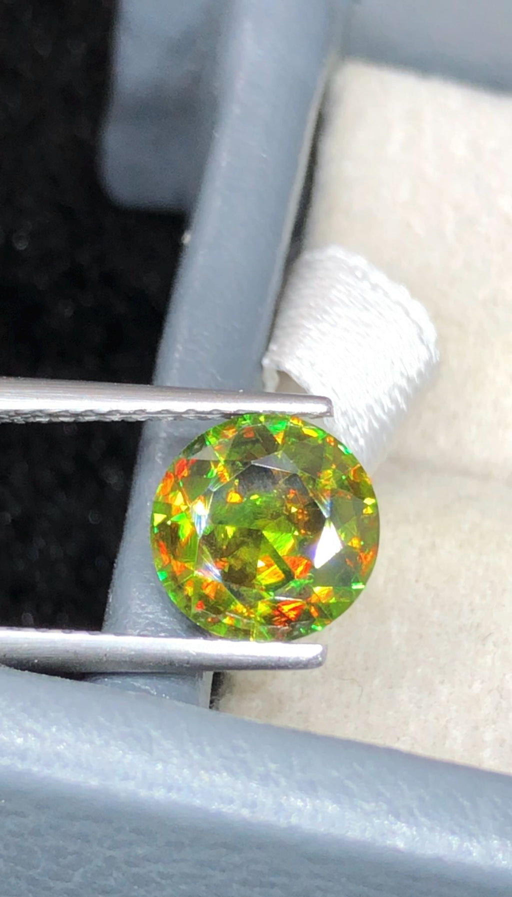 Chrome Sphene 1.75ct Round Cut From Madagascar