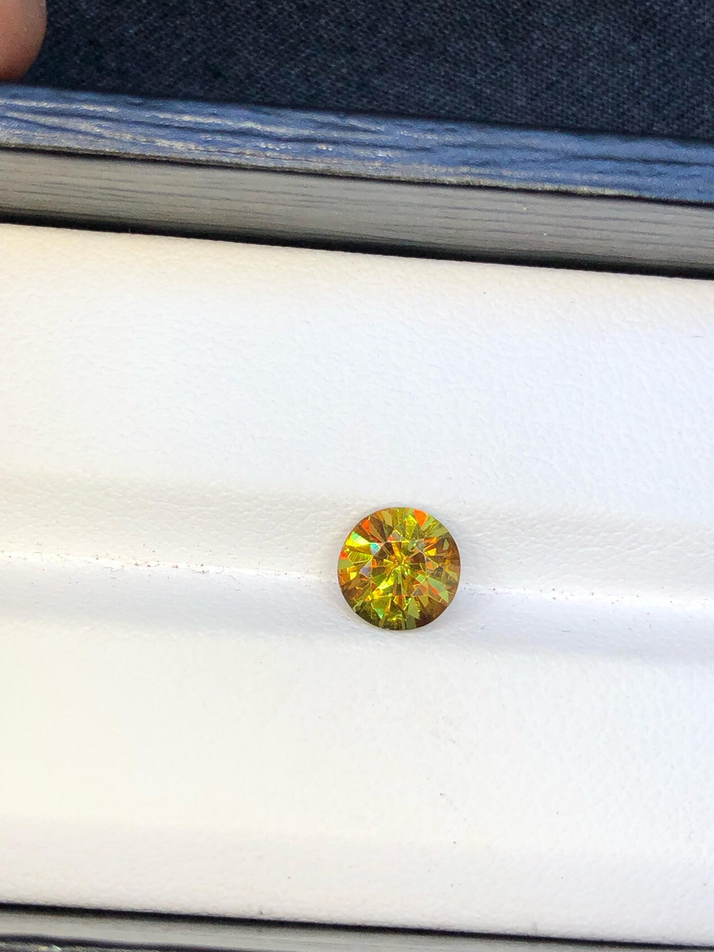 Natural Sphene Gemstone: Round Cut, Loose Titanite, 1.35 CT