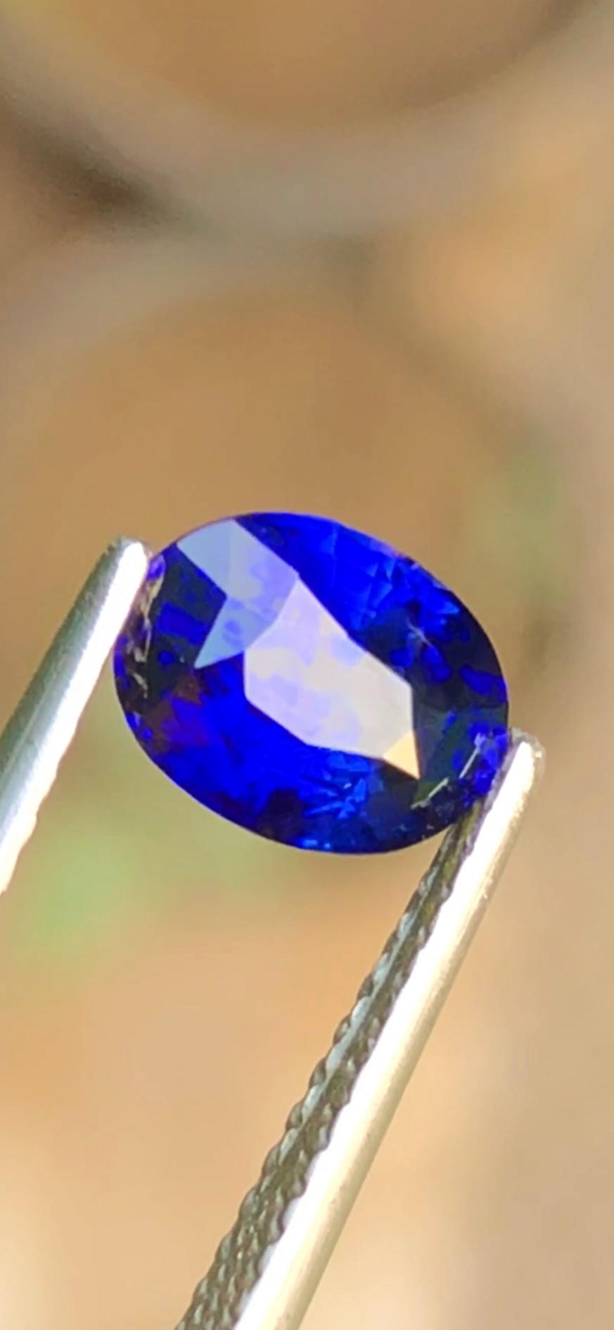 Royal Blue Sapphire 1.17ct Oval Cut Madagascar – Certified Faceted Gemstone