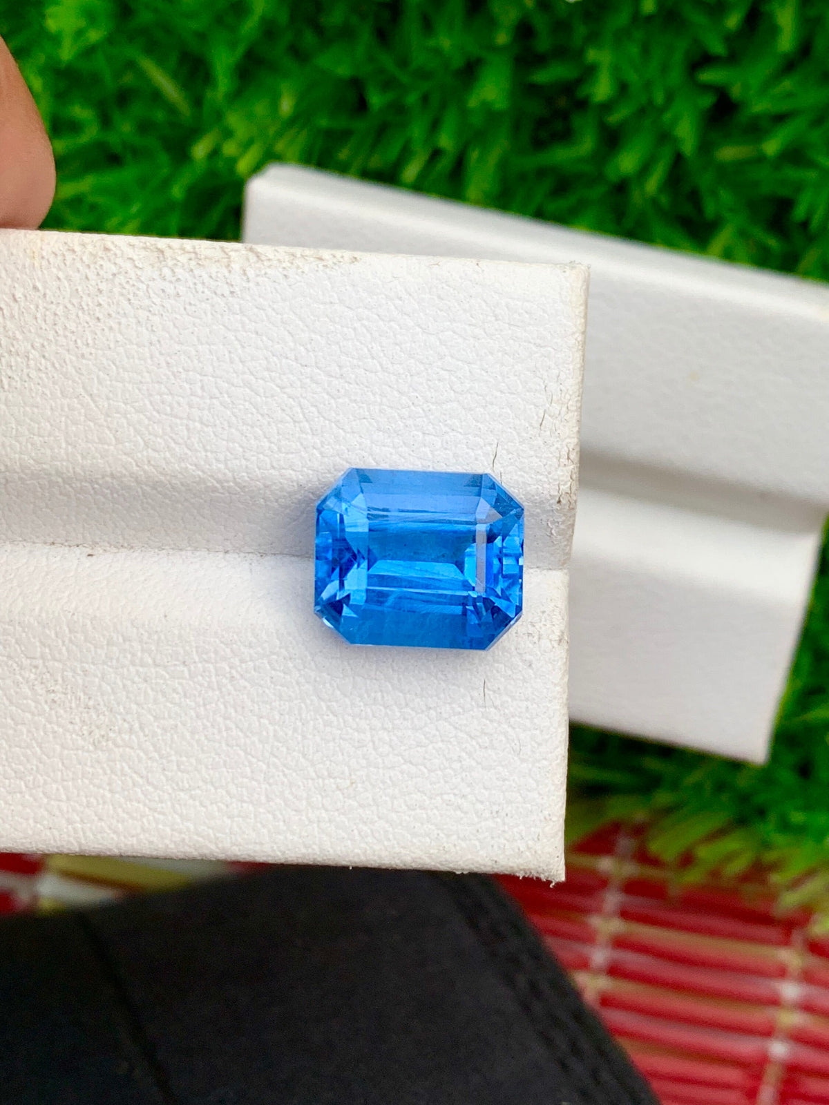 Deep Blue Aquamarine Loose Gemstone: Emerald Cut, 4.80 Carats