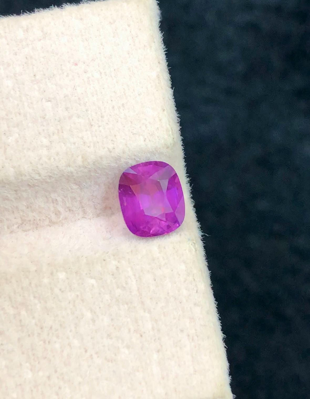 Natural 1.10 Carat Purple Pink Sapphire Gemstone – Oval Cut Facated loose gemstone