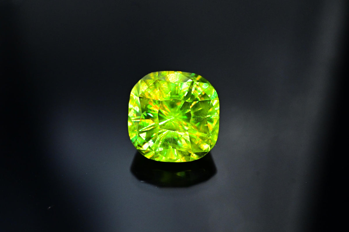 Natural Green Sphene Gemstone: 8.35 CT Cushion Cut Jewelry Stone