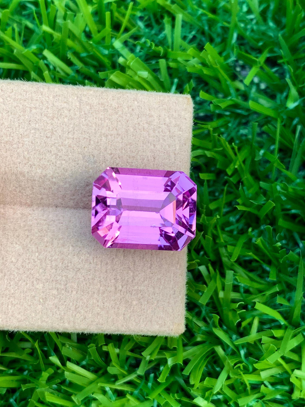 Deep Pink Kunzite Gemstone: 11.15 CT Emerald Cut, Afghanistan