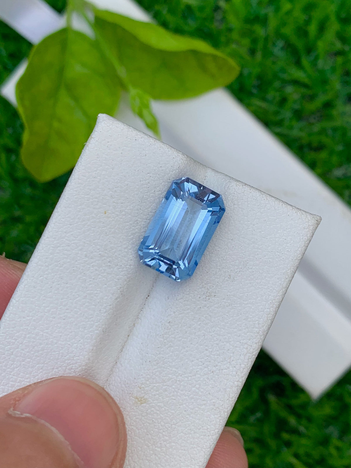 Santa Maria Aquamarine Gemstone: 4.80 CT Emerald Cut Ring Stone