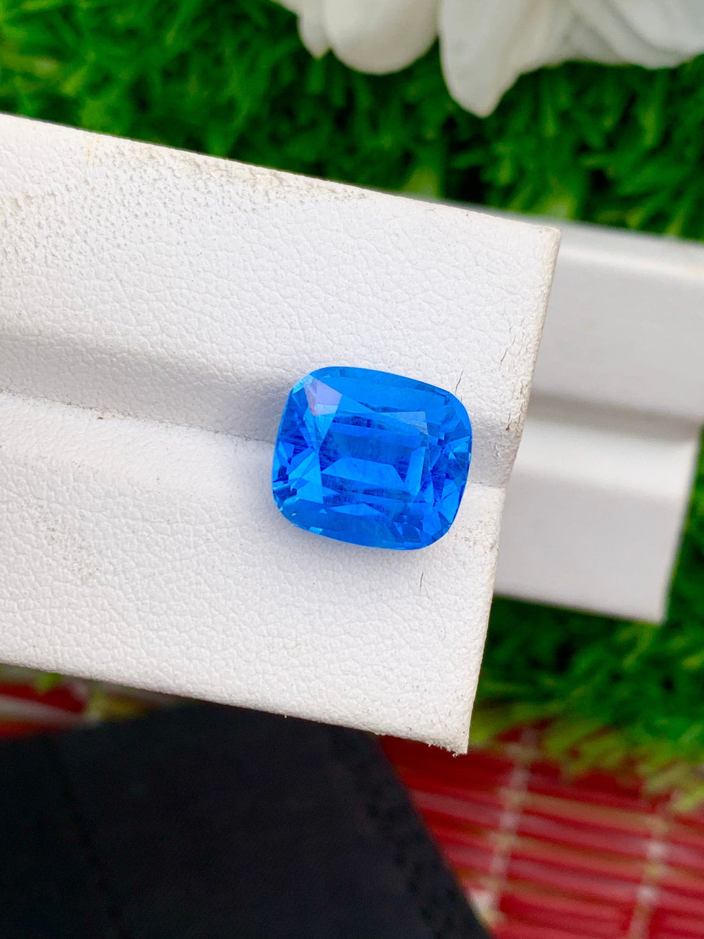 Santa Maria Aquamarine Gemstone: 6.55 ct Fancy Cut Loose Stone