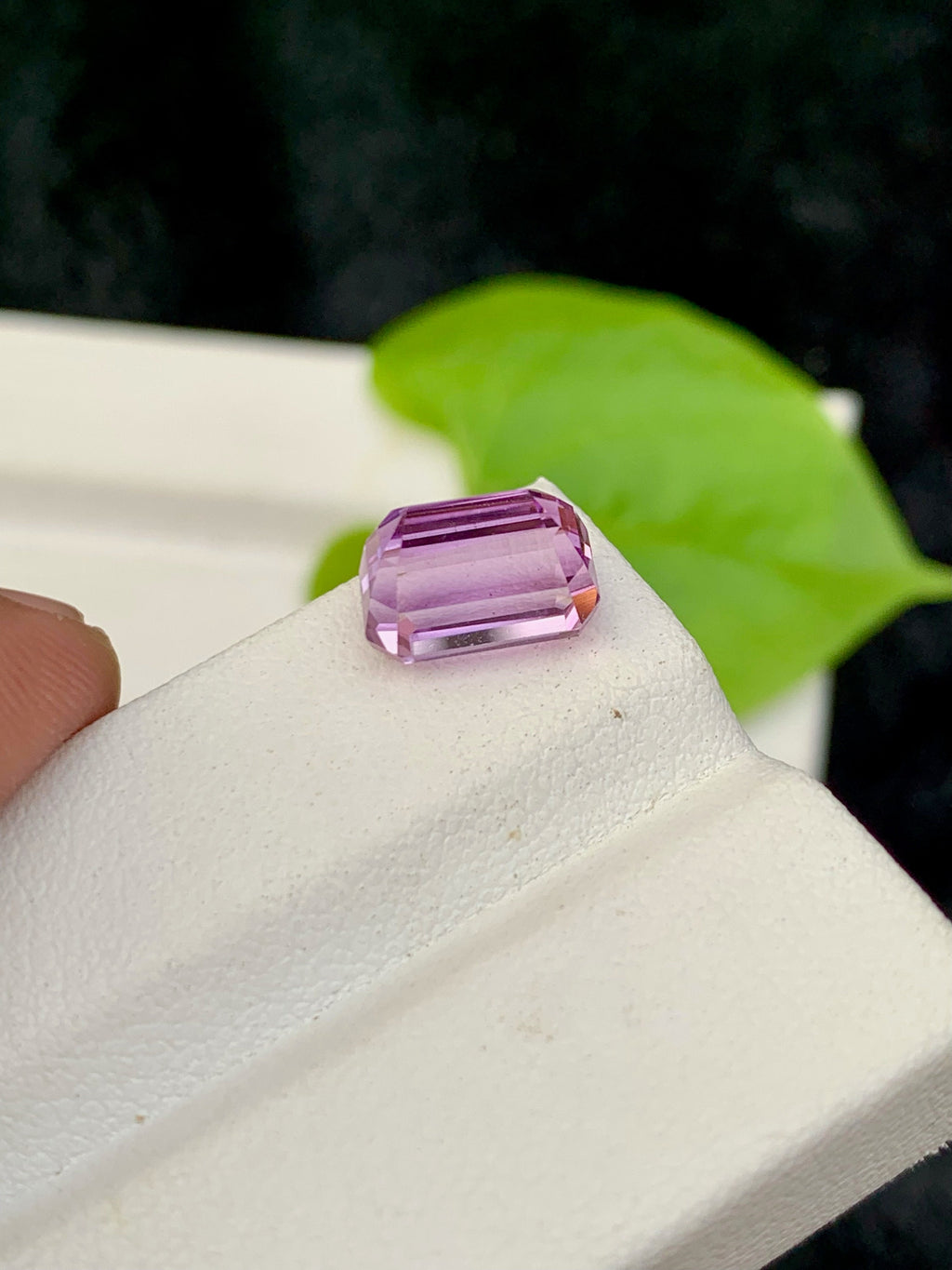 Emerald Cut Kunzite Gemstone: 6.55 CT Magenta Loose Stone