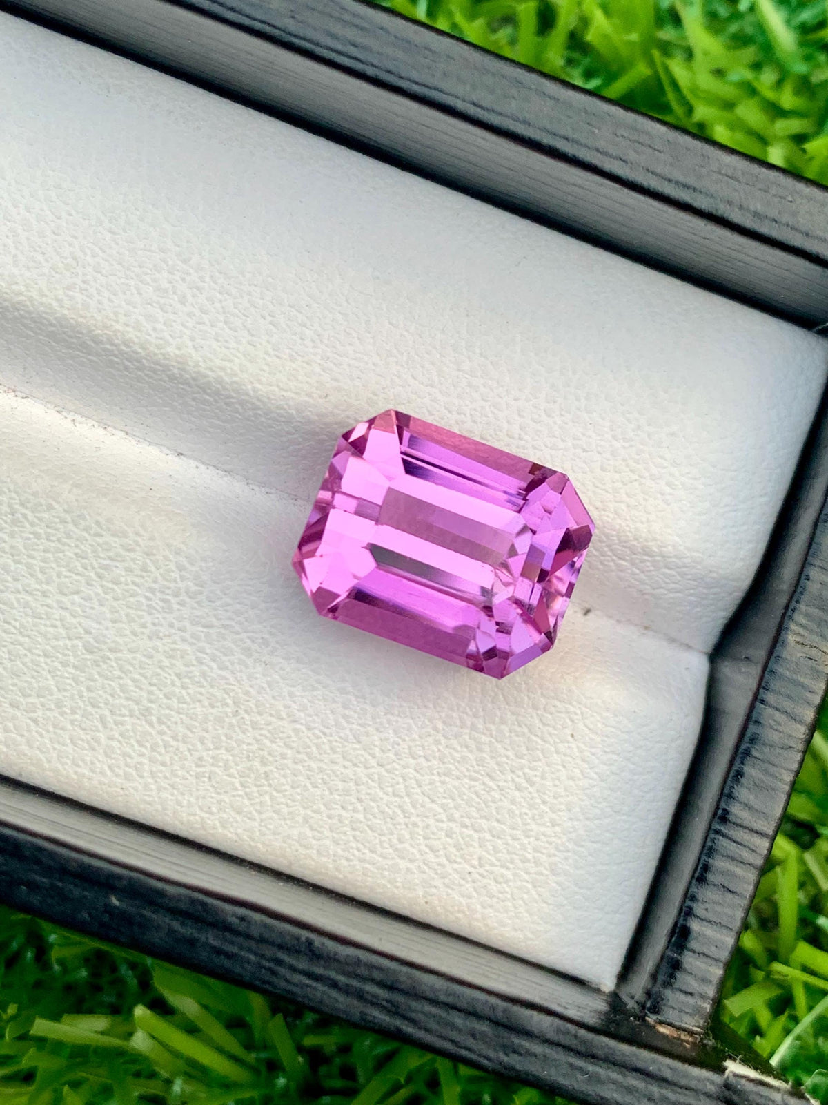 Magenta Pink Kunzite Gemstone: 13.50 CT Octagon Cut, October Birthstone