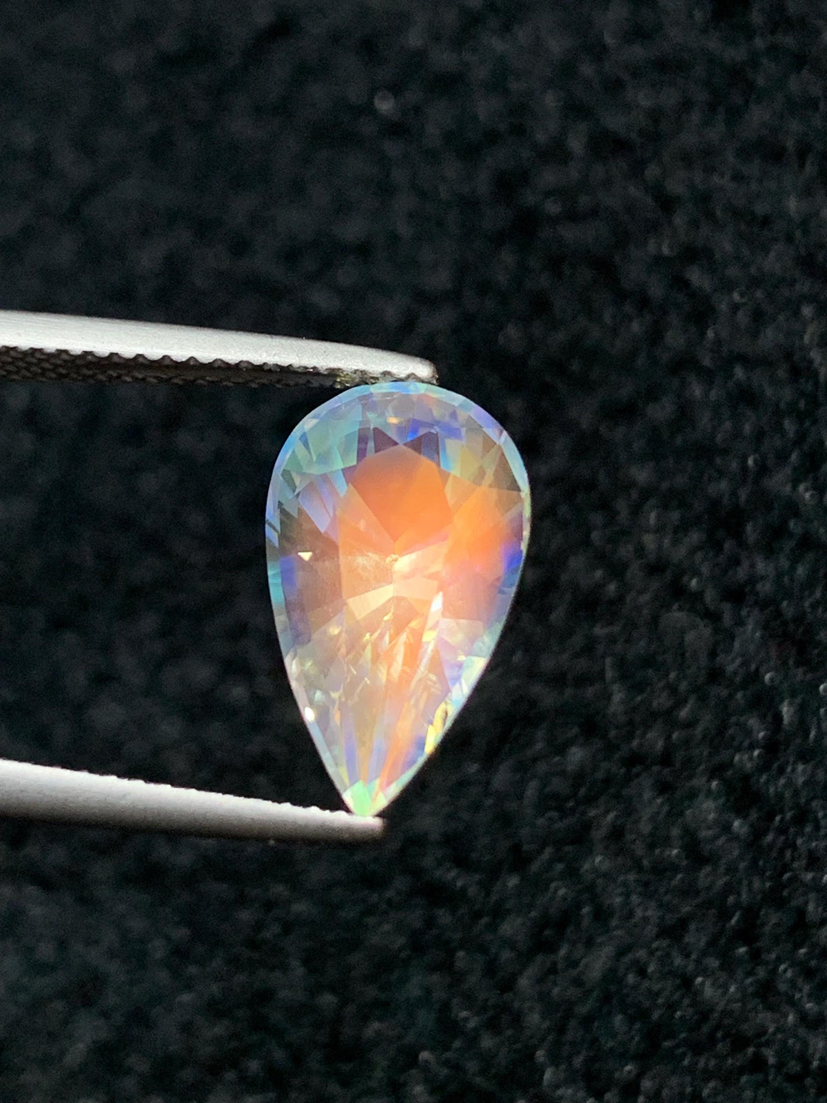 Rainbow Moonstone Gemstone: Pear Shape, VVS Clarity, Madagascar Origin