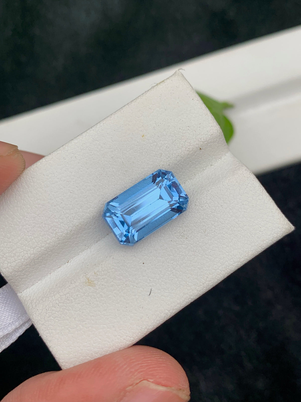 Santa Maria Aquamarine Gemstone: 5.55 CT Emerald Cut Loose Stone