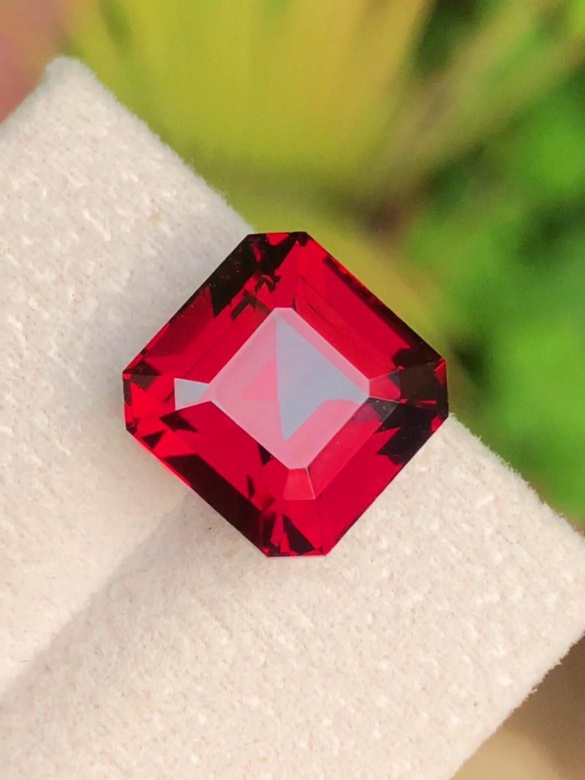 Rhodolite Purple Garnet 10.63ct Asscher Octagonal Cut – Tanzania Certified