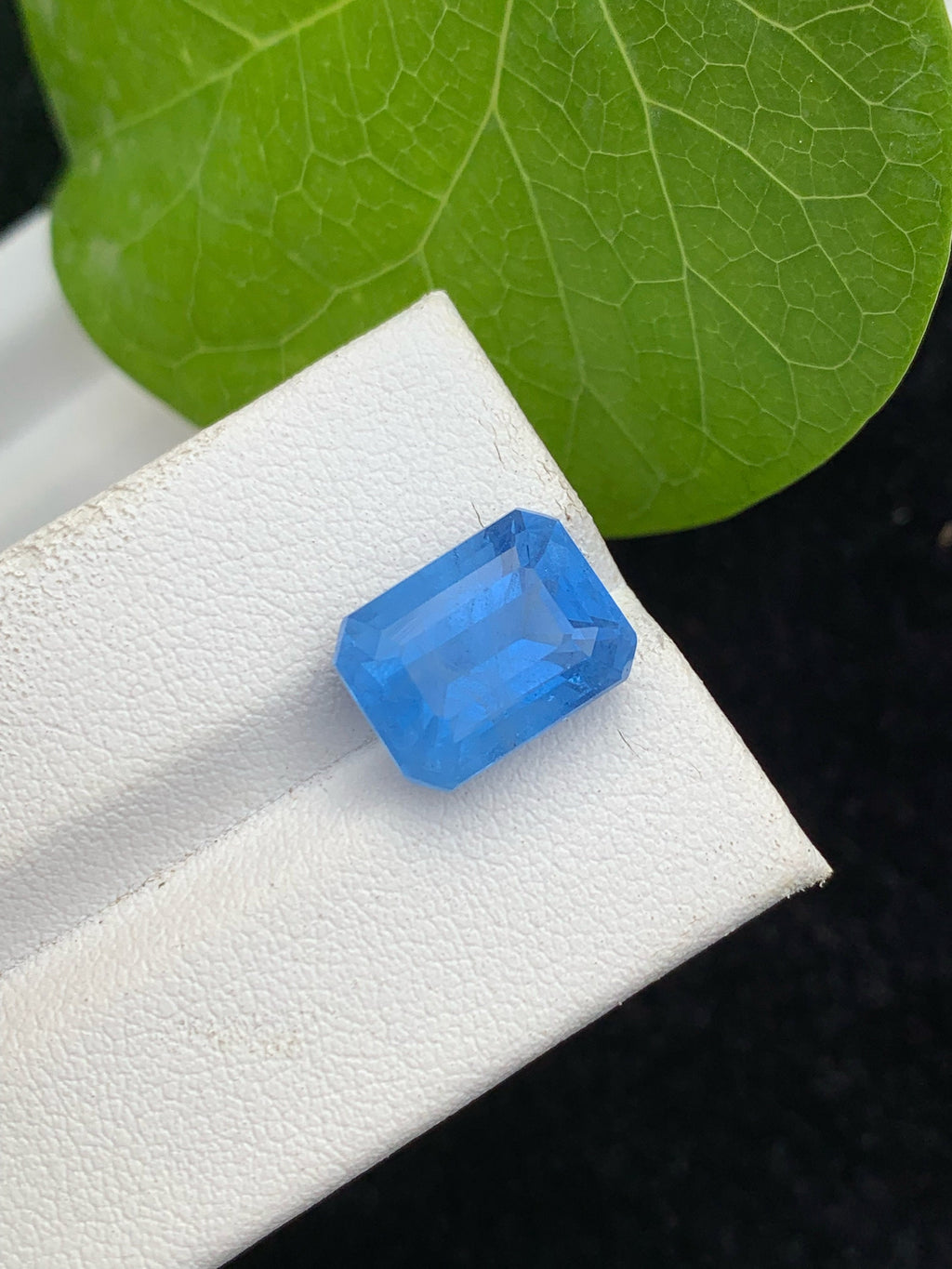 Santa Maria Aquamarine Gemstone: Emerald Cut Deep Blue Beryl, 6.15 CT