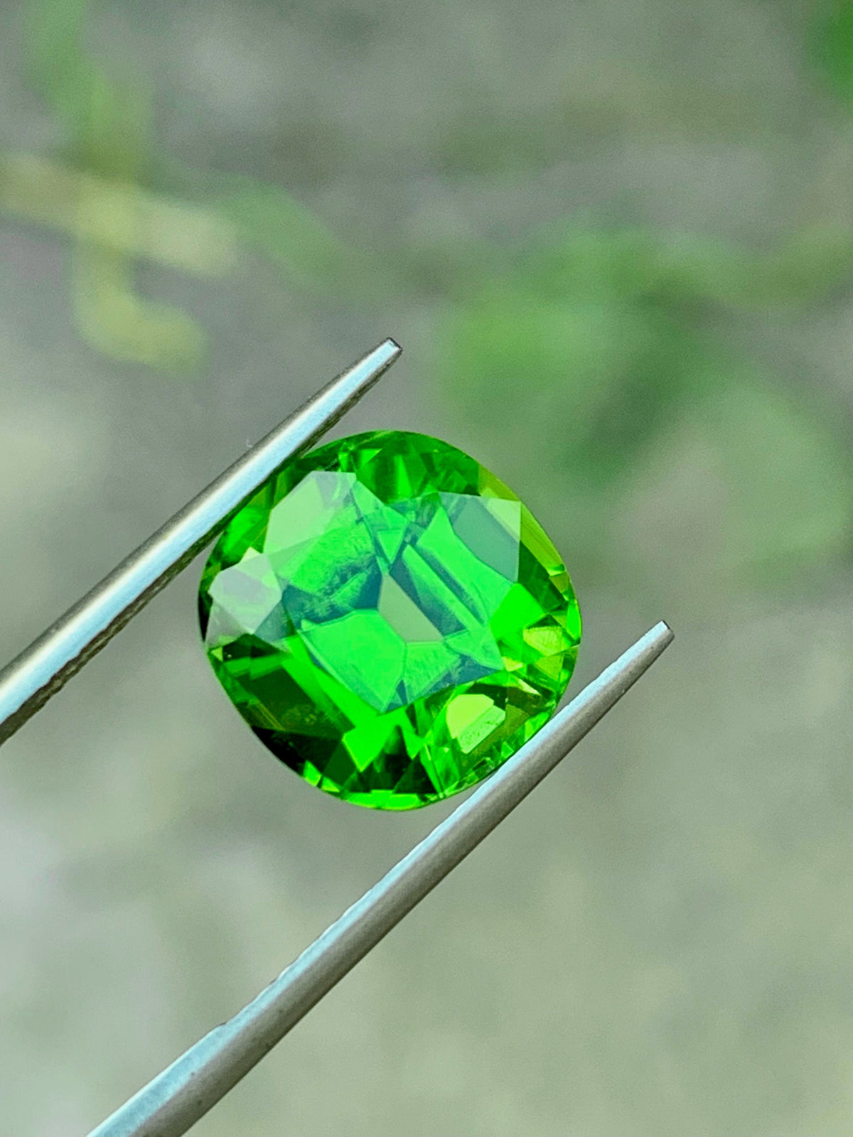 Olive Green Peridot Gemstone: 6.35 CT Natural Cushion Cut