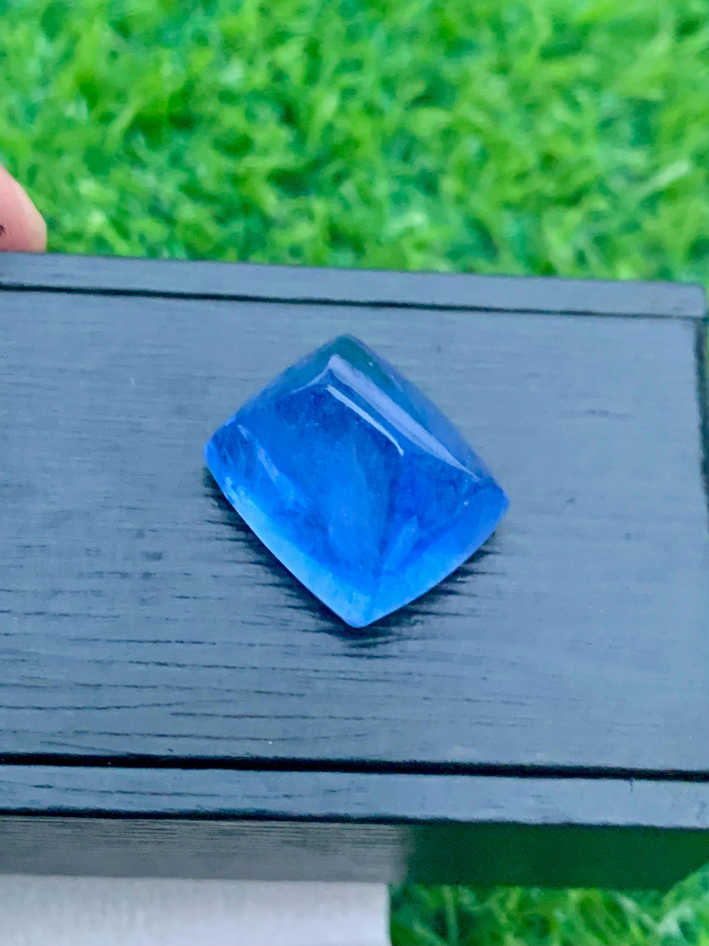Santa Maria Aquamarine Cabochon: Deep Blue Gemstone, 33.85 CT
