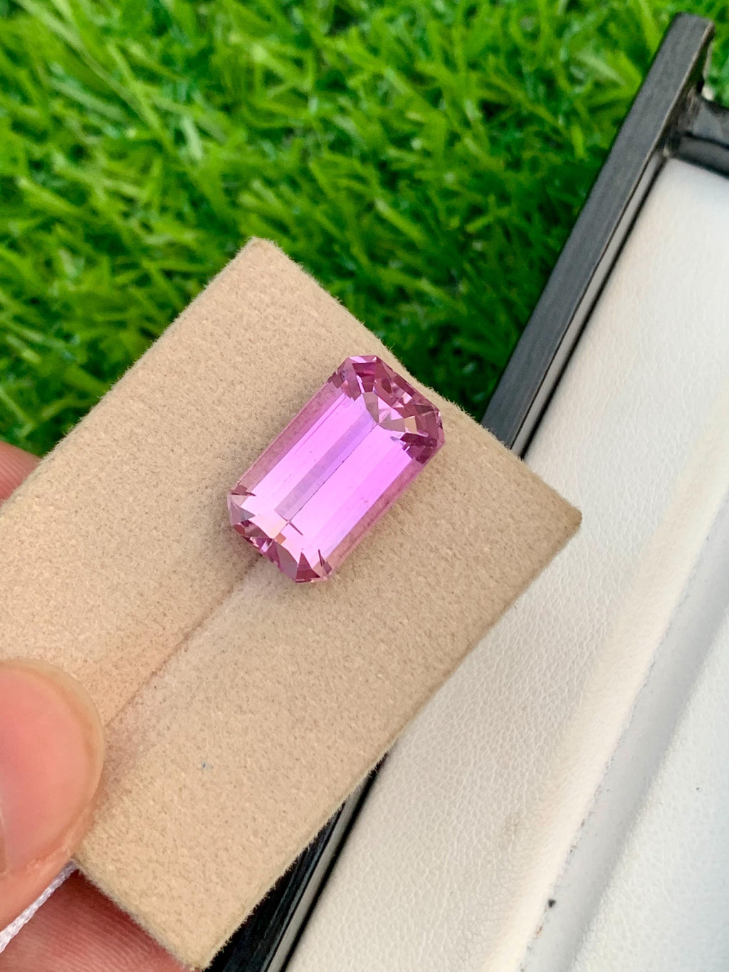 Vivid Pink Kunzite Gemstone: 11.05ct Emerald Cut, Afghanistan Origin