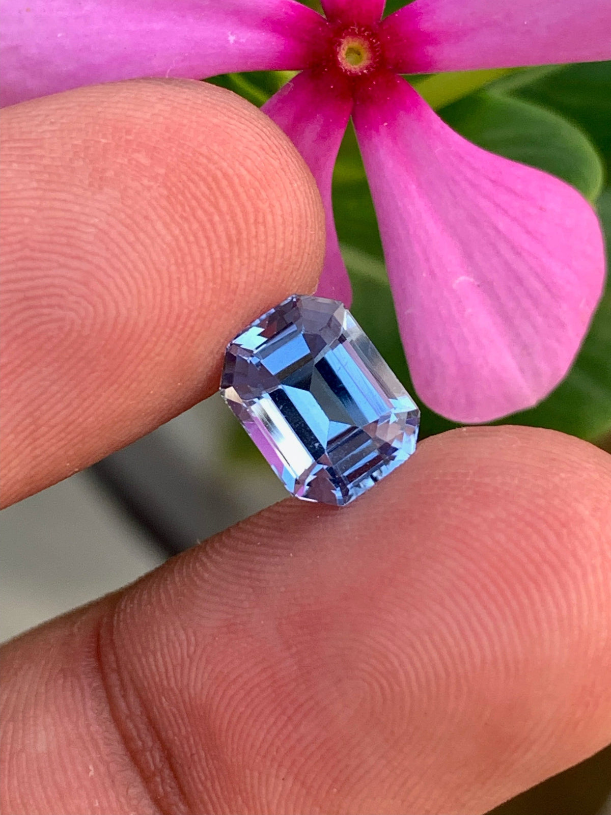 Santa Maria Blue Aquamarine Gemstone: Emerald Cut, 2 Carats
