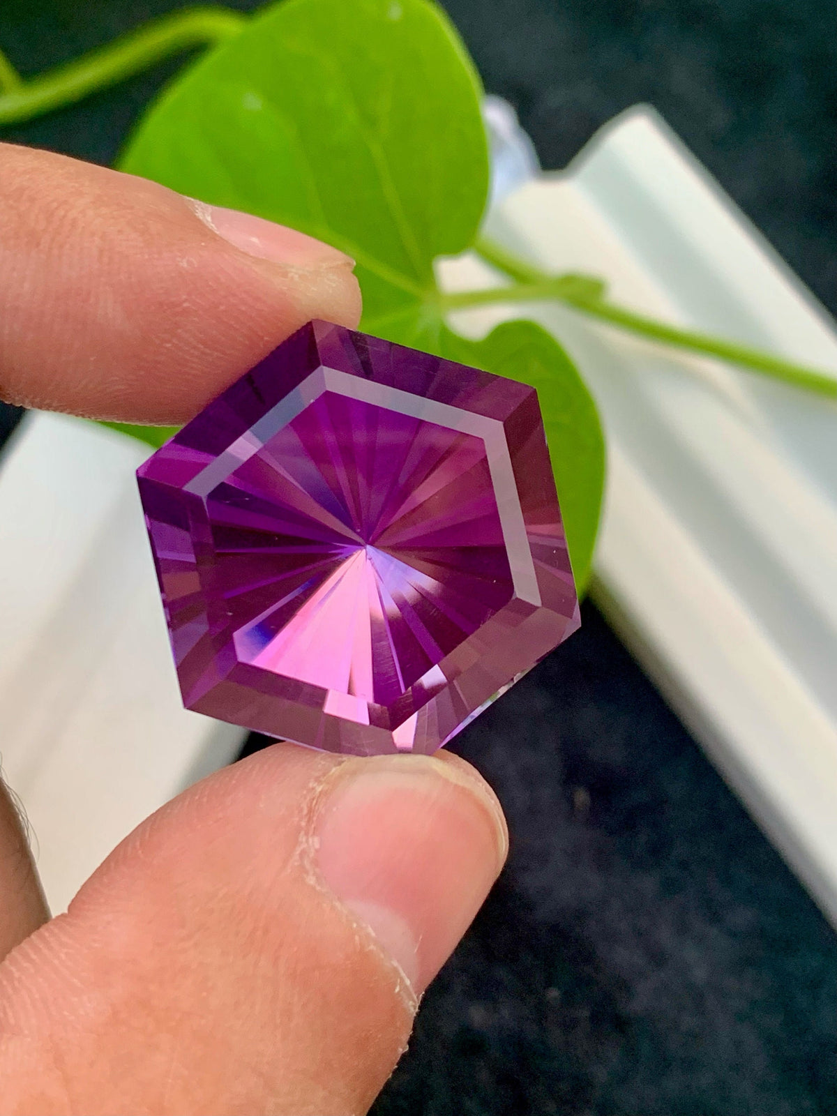 Pink Purple Amethyst Gemstone: 52.00 CT Fancy Cut Stone