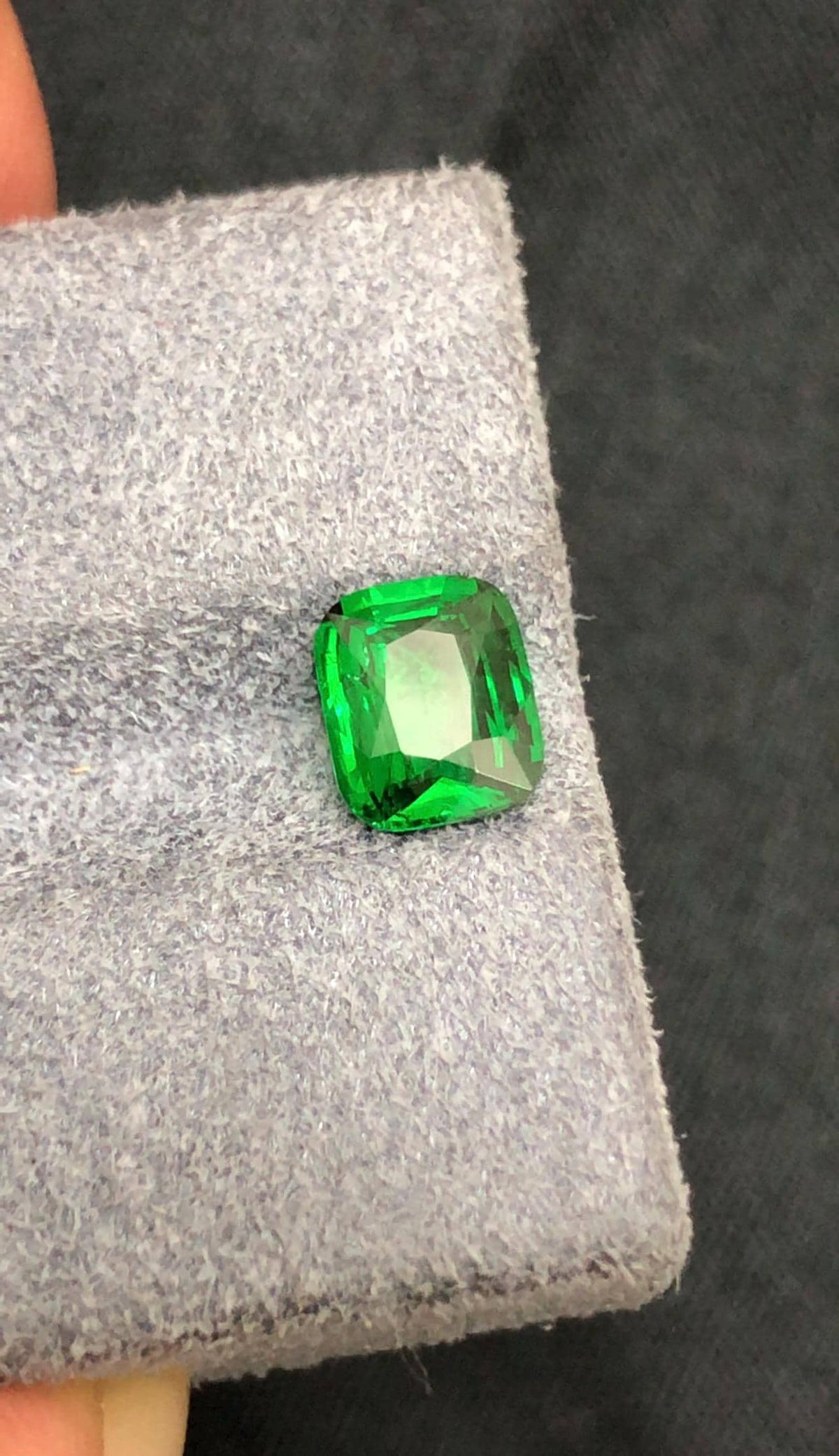 Tsavorite Garnet 1ct Cushion Cut Green Gemstone Tanzania Fine Collector Stone