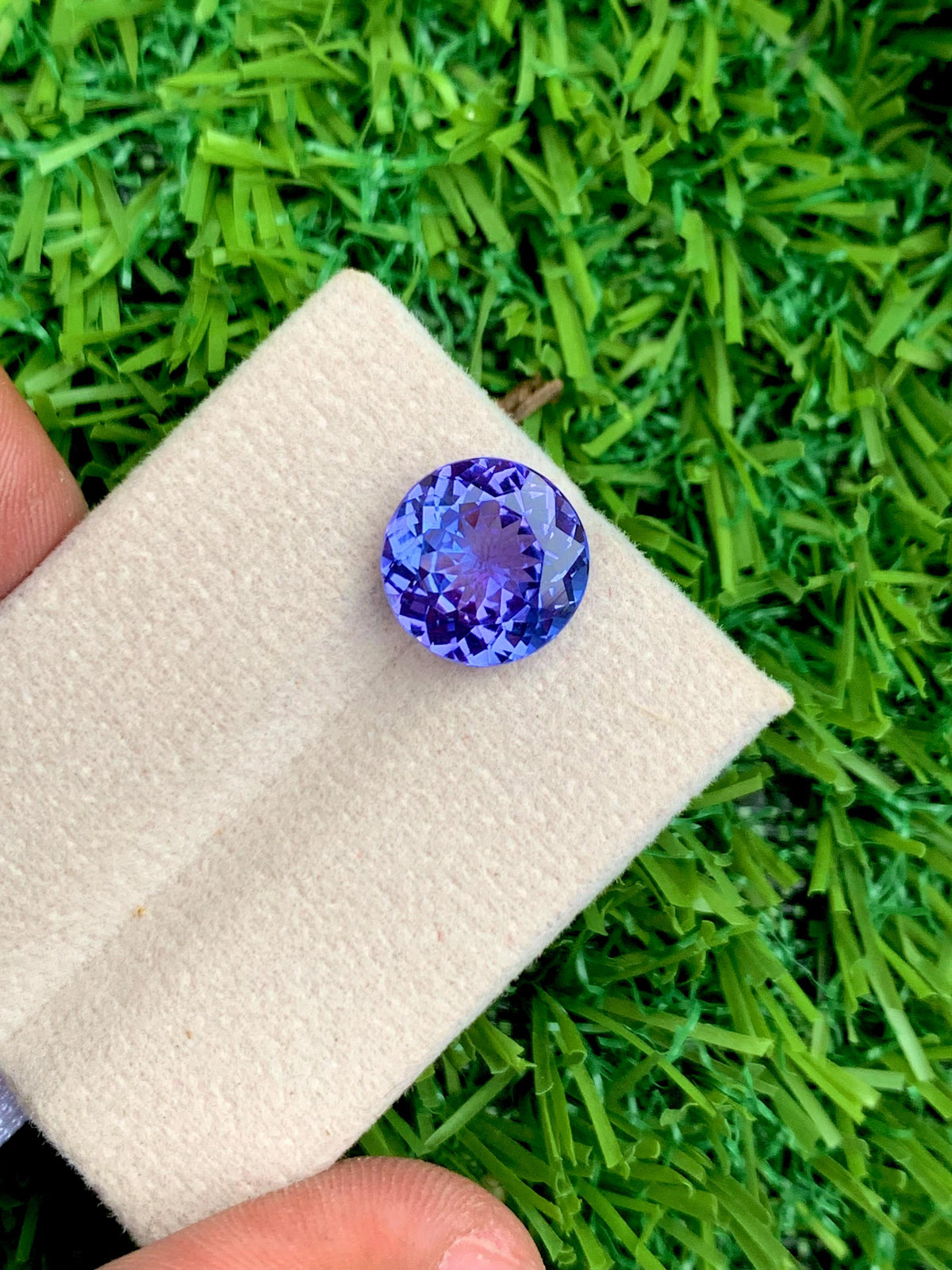 AAA Tanzanite Gemstone: 4.35 CT Round Cut, December Birthstone