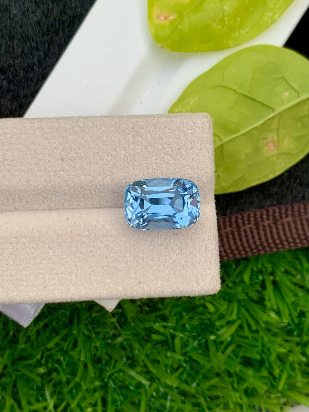 Natural Santa Maria Aquamarine Gemstone: 7.25 CT Cushion Cut, Brazil