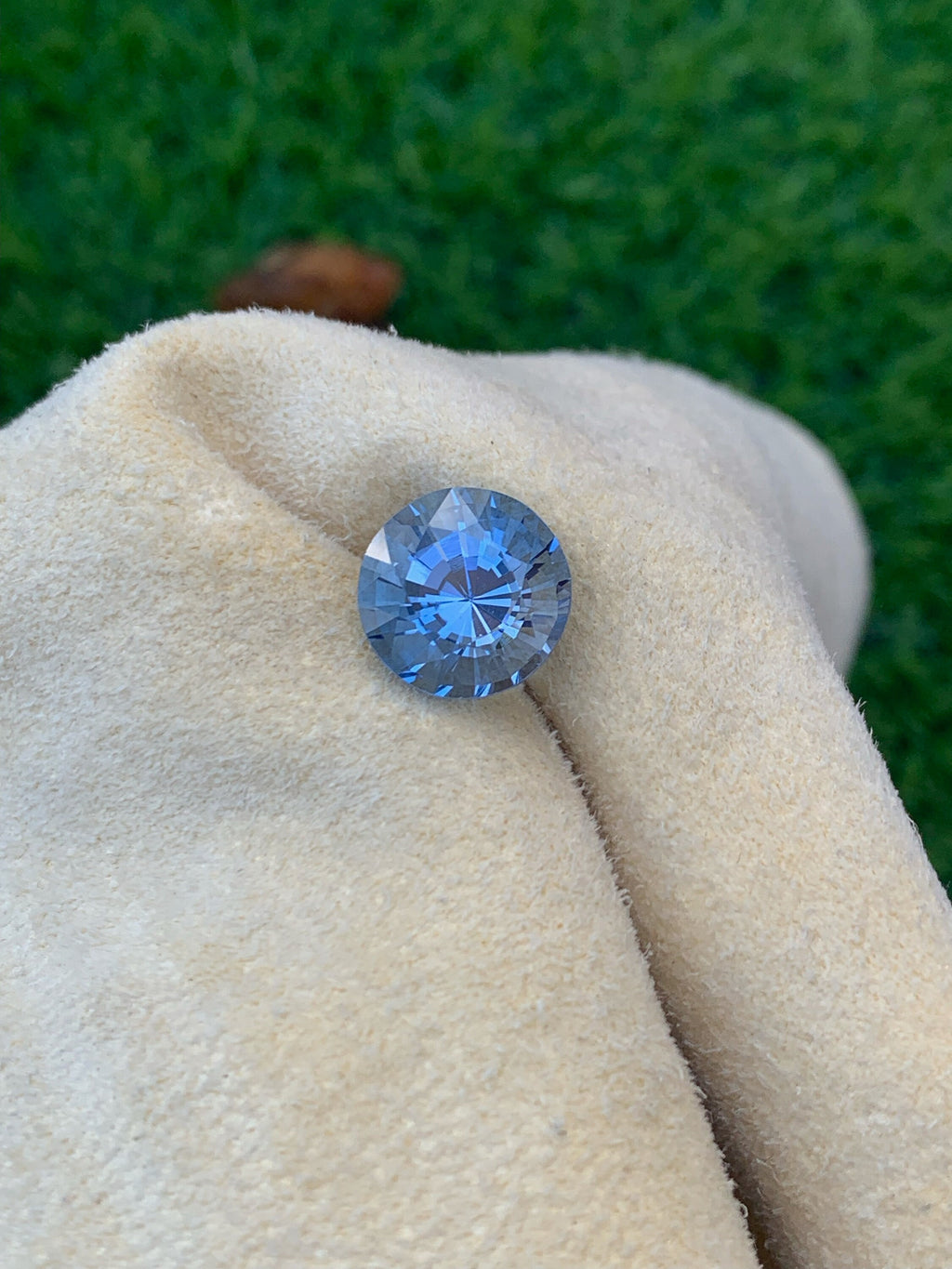 Santa Maria Aquamarine Gemstone: 6.90 Carat Round Cut Beryl