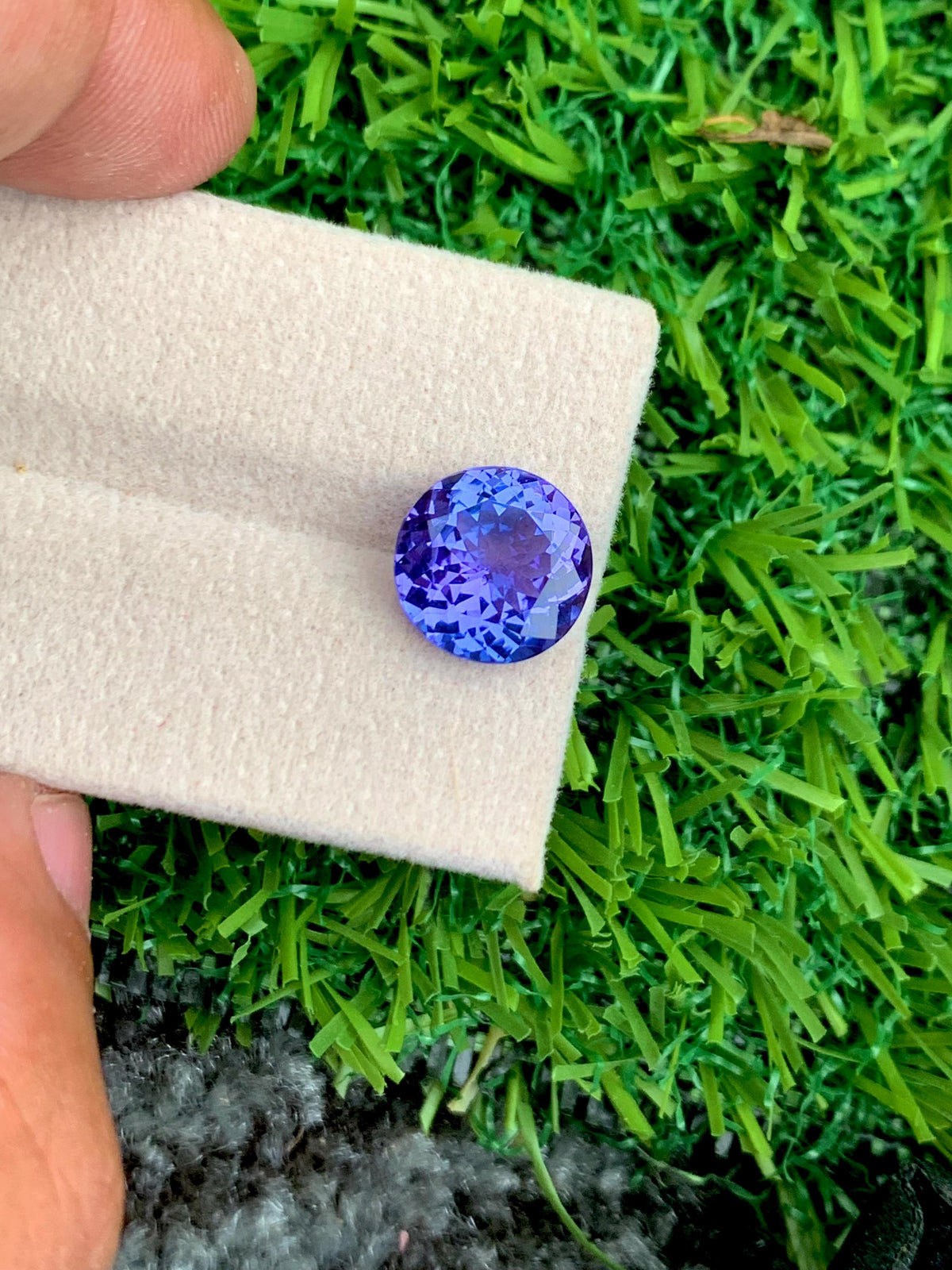 AAA Tanzanite Gemstone: 4.35 CT Round Cut, December Birthstone