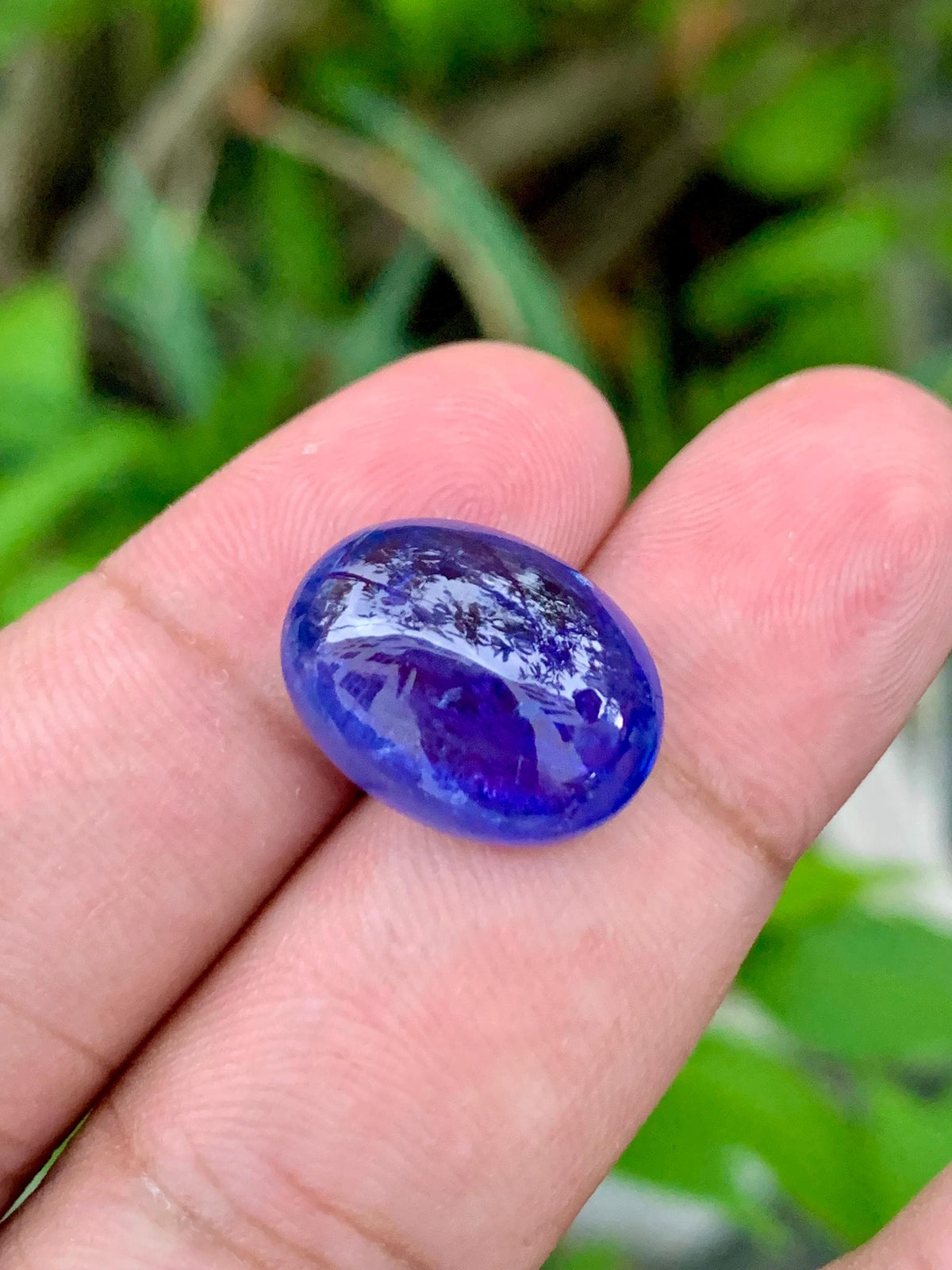 AAA Tanzanite Cabochon: 14.52 Carat Loose Gemstone - December Birthstone