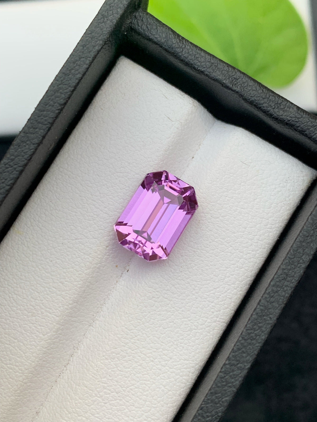 Lavender Pink Kunzite Gemstone: Emerald Cut, 6.60 CT Loose Stone
