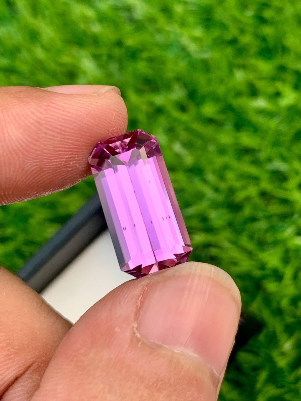Magenta Kunzite Gemstone Necklace: Faceted Blush Pink Stone, 12.70 CT