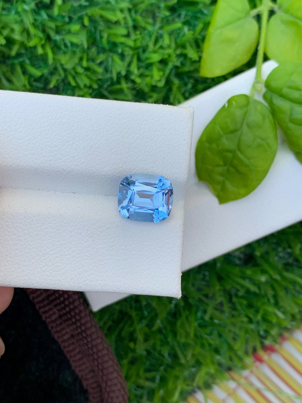 Santa Maria Aquamarine Gemstone: 2.80 ct Cushion Cut Blue Beryl