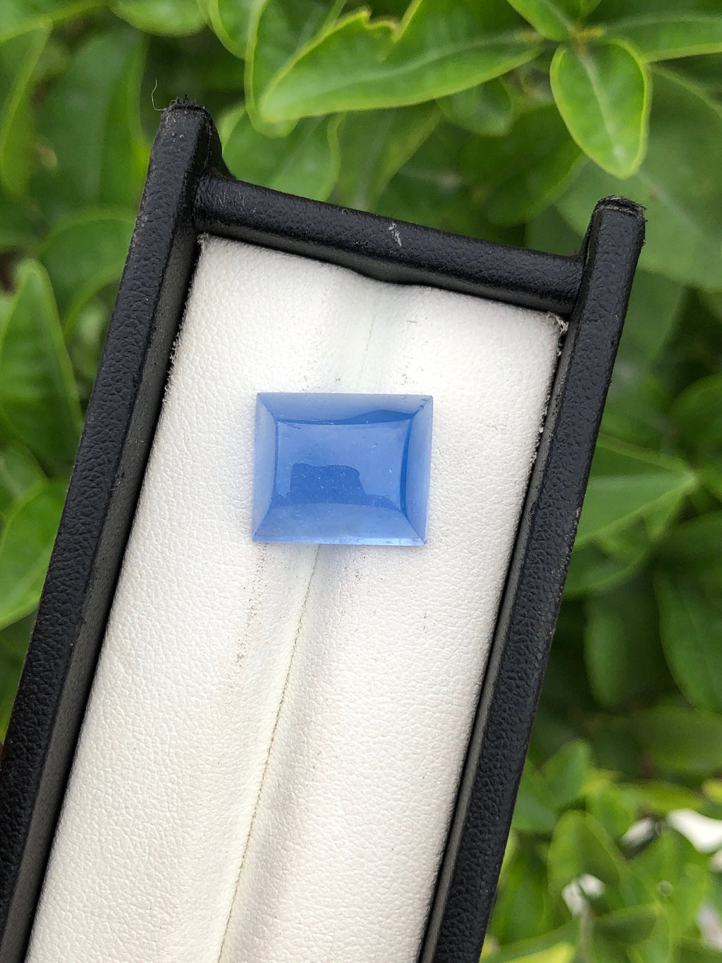 Santa Maria Aquamarine Sugarloaf Cabochon: Blue Gemstone, 16.0 CT