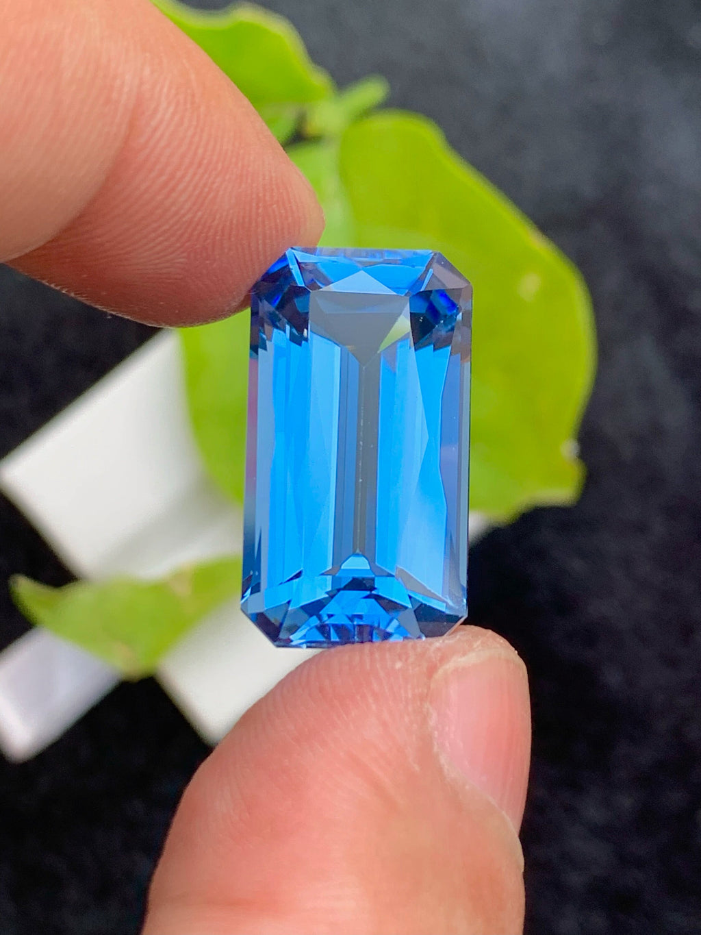 Santa Maria Aquamarine Gemstone: Emerald Cut, 18.68 CT Loose Beryl