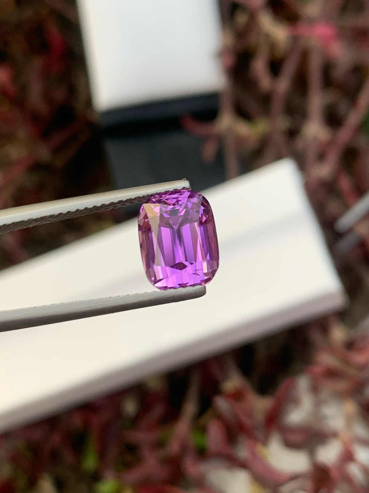 Pink Kunzite Gemstone: 4.95 CT Flawless Cushion Cut Stone