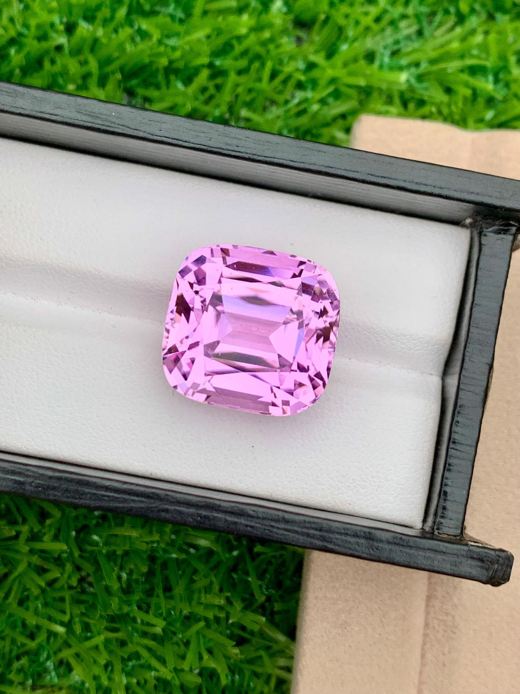 Lilac Pink Kunzite Gemstone: 40.35 CT Cushion Cut, Afghanistan Origin
