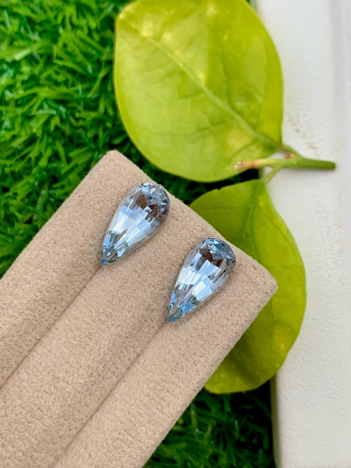 Santa Maria Blue Aquamarine Gemstone Pair: Pear Cut, 5.10 CT